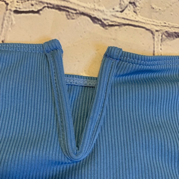 Cheeky Blue Contrast Bandeau V Wire Bikini Set - Picture 4 of 6